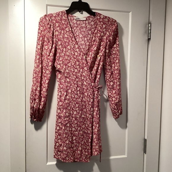 Nwot Elodie S Dress - Picture 1 of 4